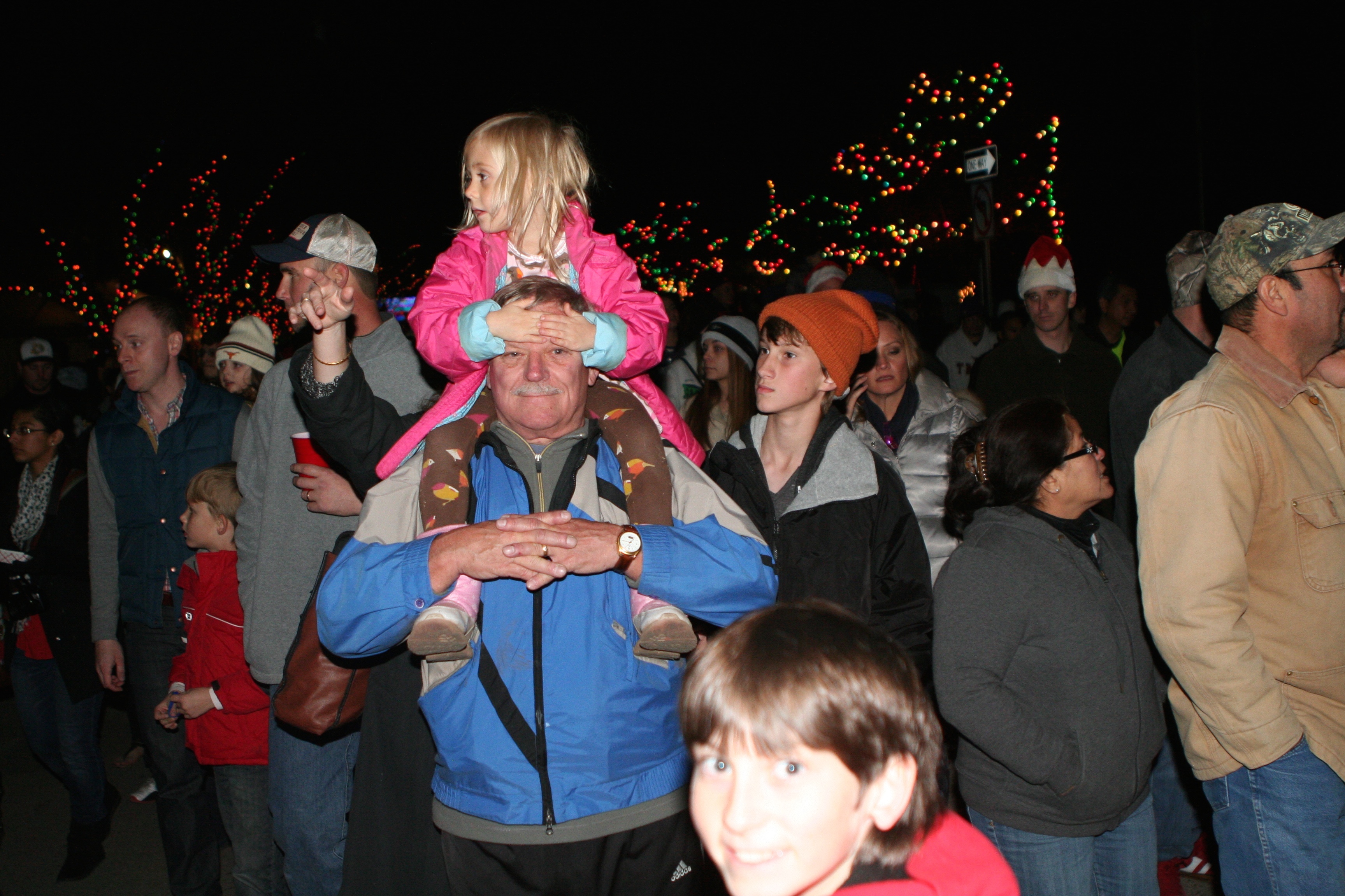 2012-12-22-Trail-of-Lights-44-Jim-Sydney-Chance.jpg